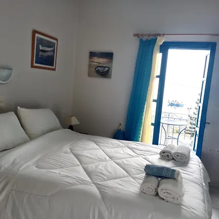 Mouragio アパート Tirós