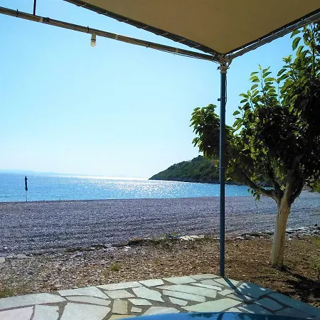 Apartment Mouragio *