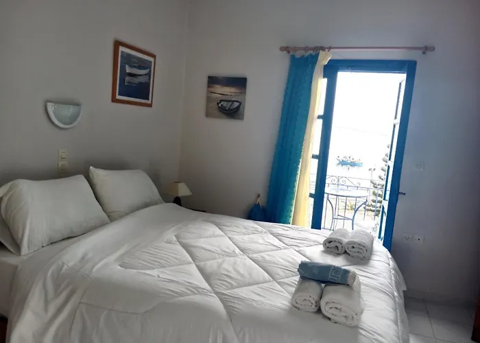 Mouragio Apartman Tirósz