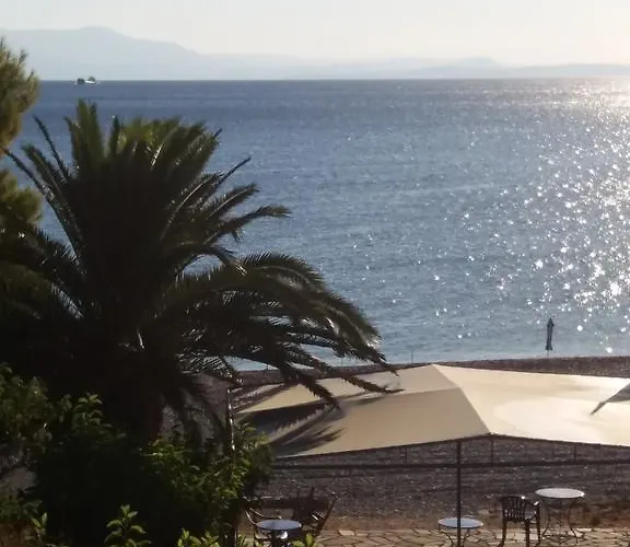 Mouragio Apartman Tirósz